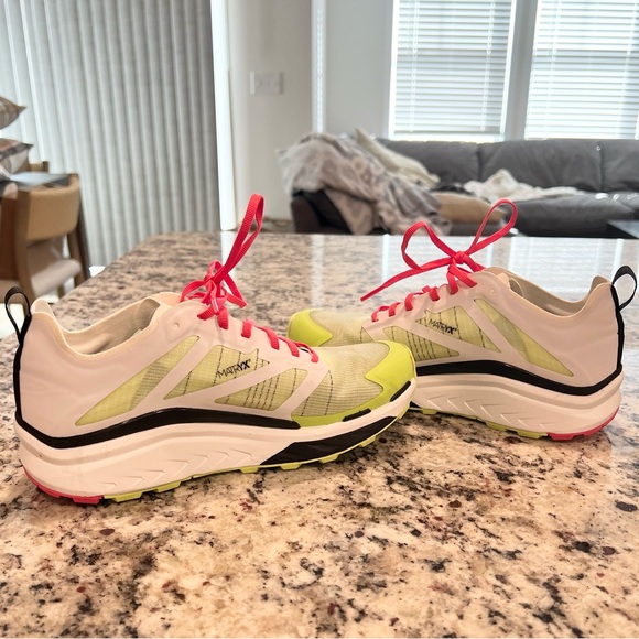 THE NORTH FACE Women's Vectiv Infinite - Picture 5 of 5